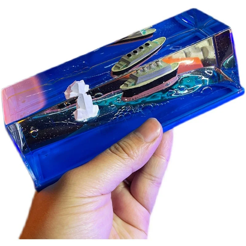 Unsinkable Titanic Fidget cum Showpiece